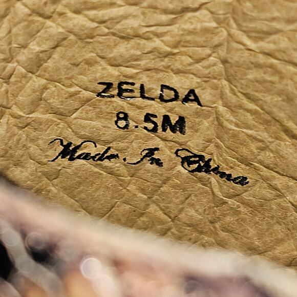 NEW Donald Pliner Zelda Ankle Bootie Size 8.5 Brown Snake Print Leather Chelsea - Picture 14 of 15